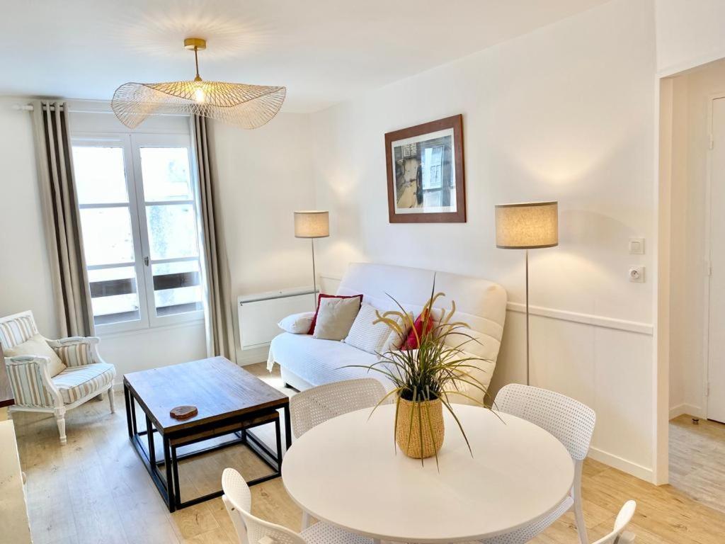 Appartement Elegant Avec Vue Sur Le Port Saint-Martin-de-Re Ngoại thất bức ảnh